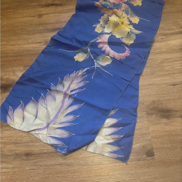 Accessories - Vintage Melody Ding Artistic Scarf